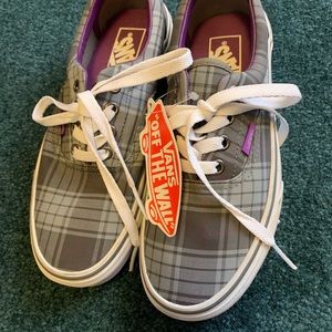 NWT Vans shoes